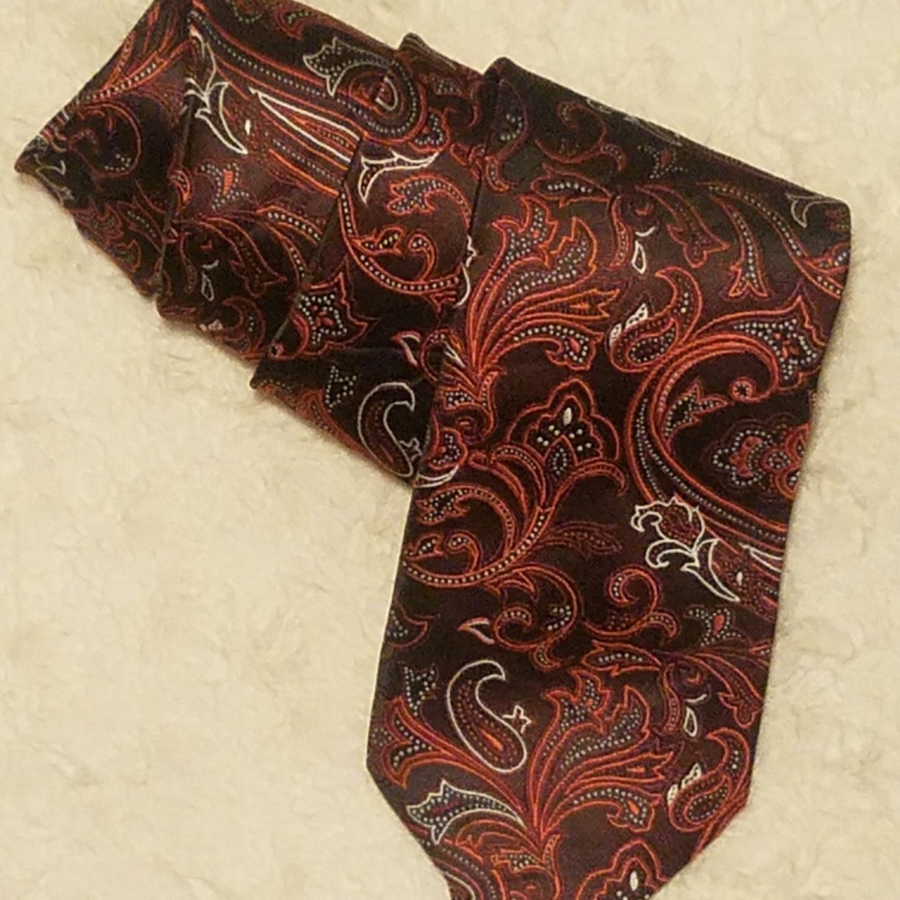 Alexander Julian Vibrant Orange/Red Paisley Tie